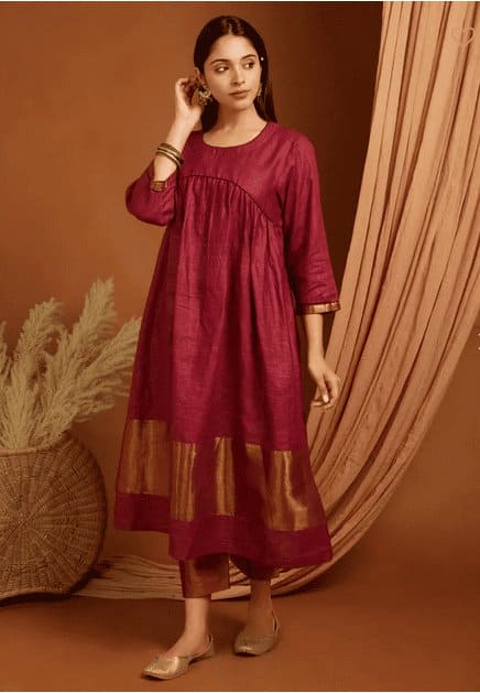 Zari Linen Women Kurta Set - Maroon - Charkha TalesZari Linen Women Kurta Set - Maroon